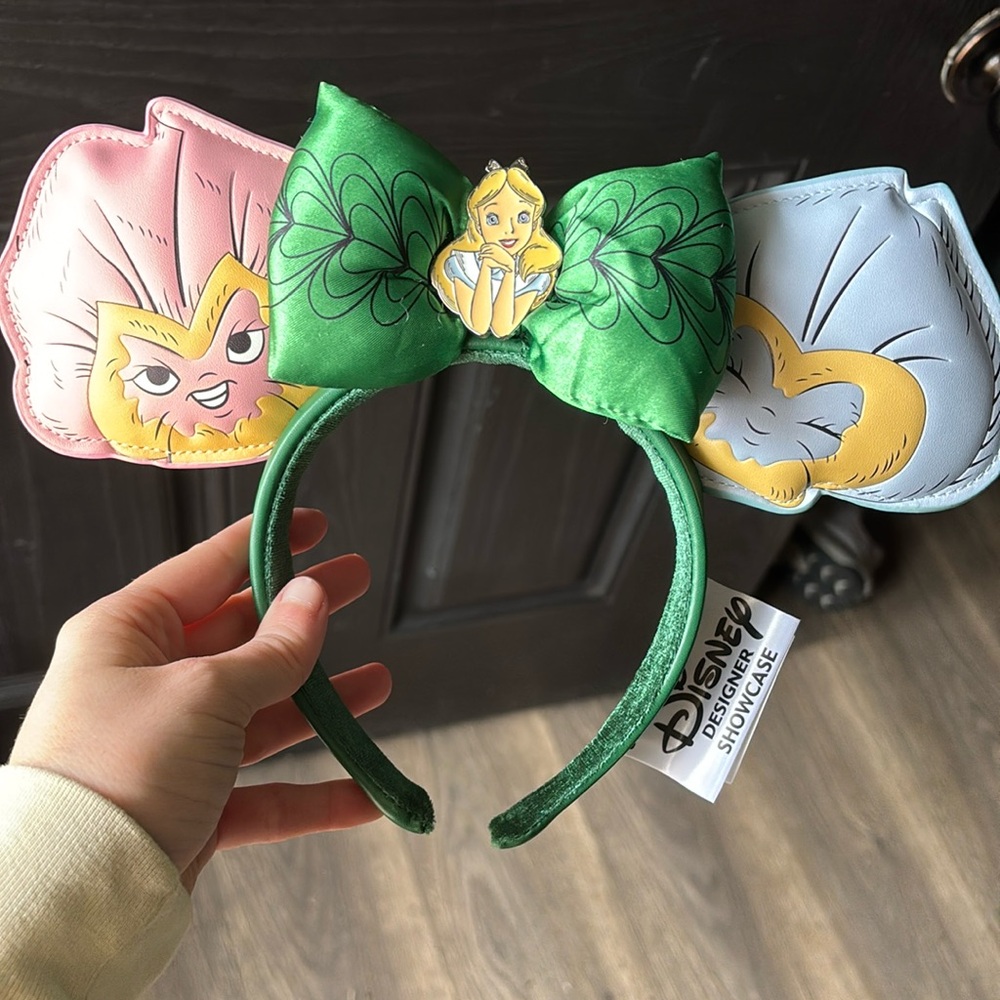 Alice in Wonderland Minnie Ears